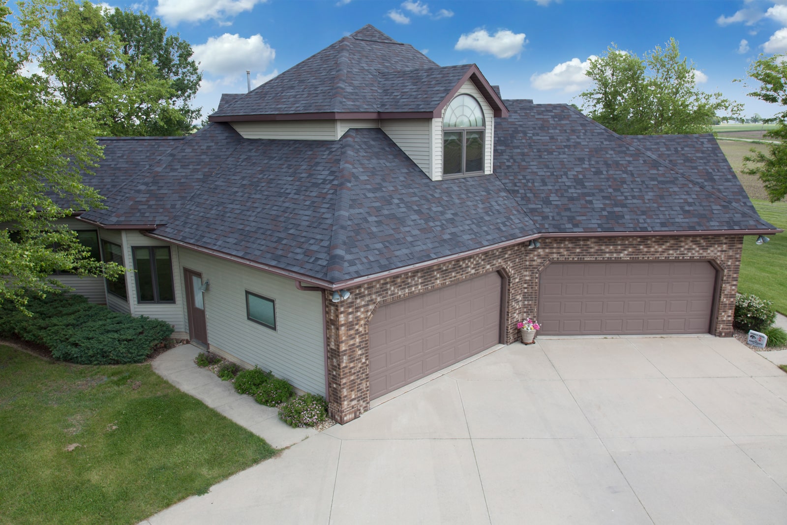 Adams Roofing Images